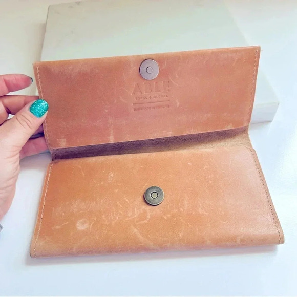 Able Debre Local & Global Supple Leather Wallet (Alpine) - Picture 5 of 8